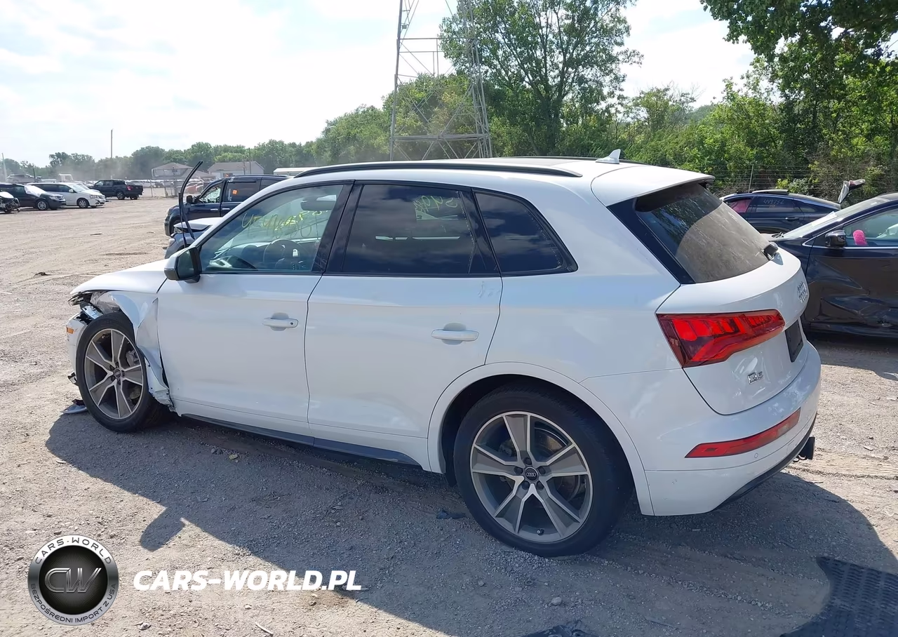 2019 Audi Q5 45 Premium VIN:WA1BNAFY8K2054208 - 3
