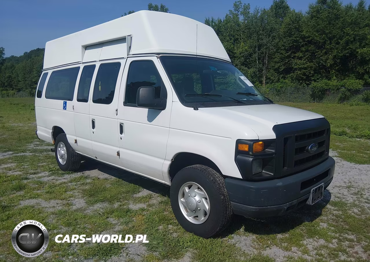 2009 Ford E-350 Super Duty Commercial-Recreational