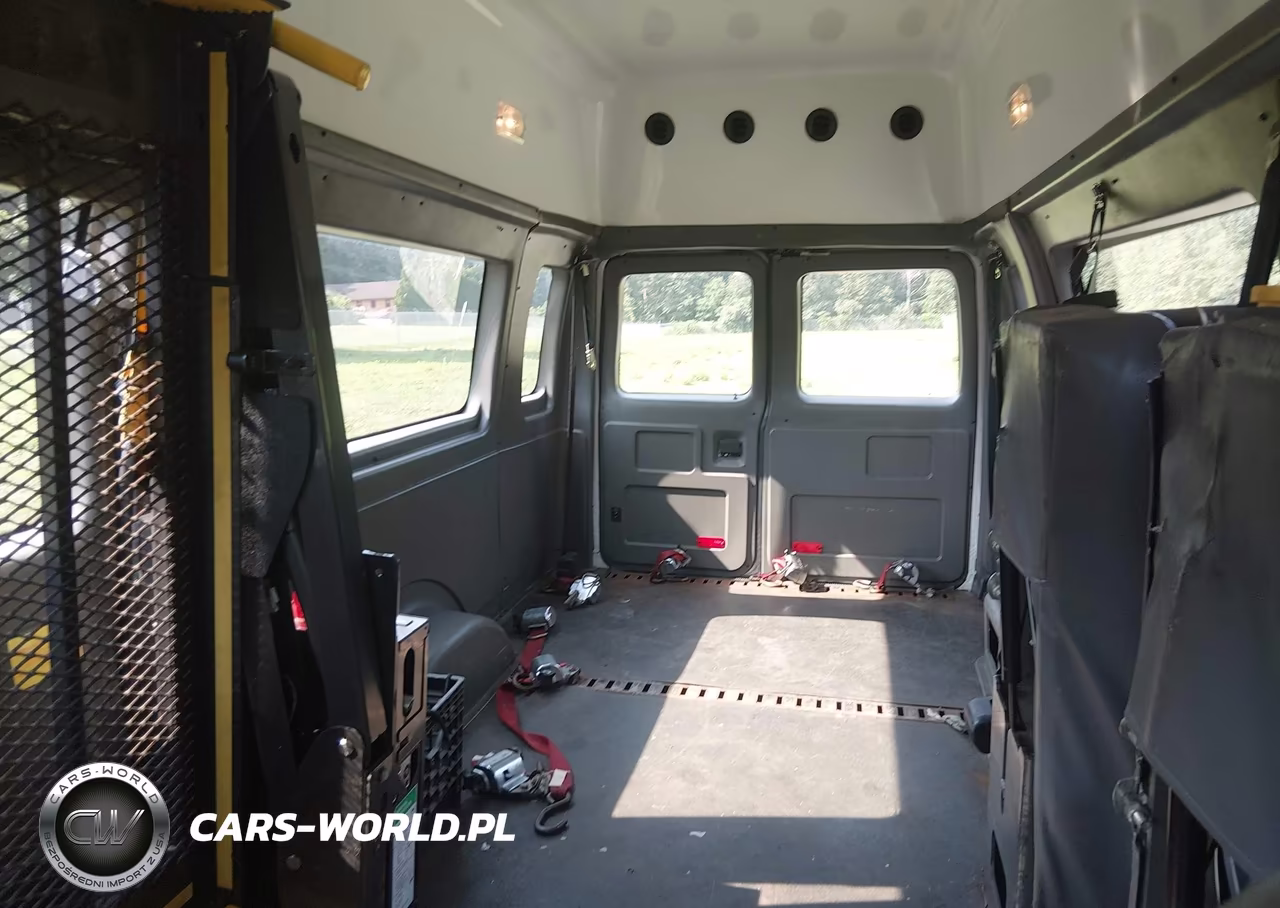 2009 Ford E-350 Super Duty Commercial-Recreational VIN:1FTSS34L19DA29912 - 8