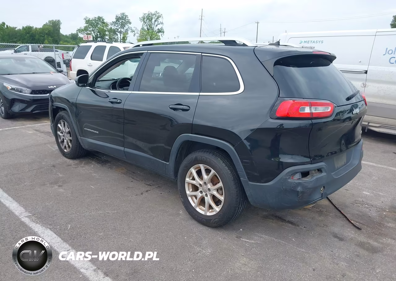 2014 Jeep Cherokee Latitude VIN:1C4PJLCB1EW319261 - 3