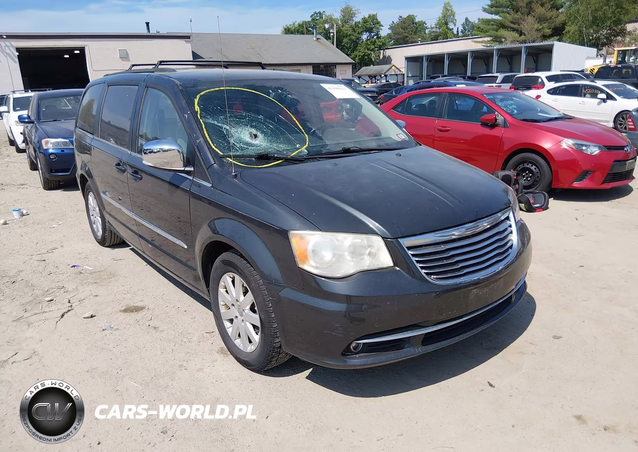 2012 Chrysler Town & Country Touring-L