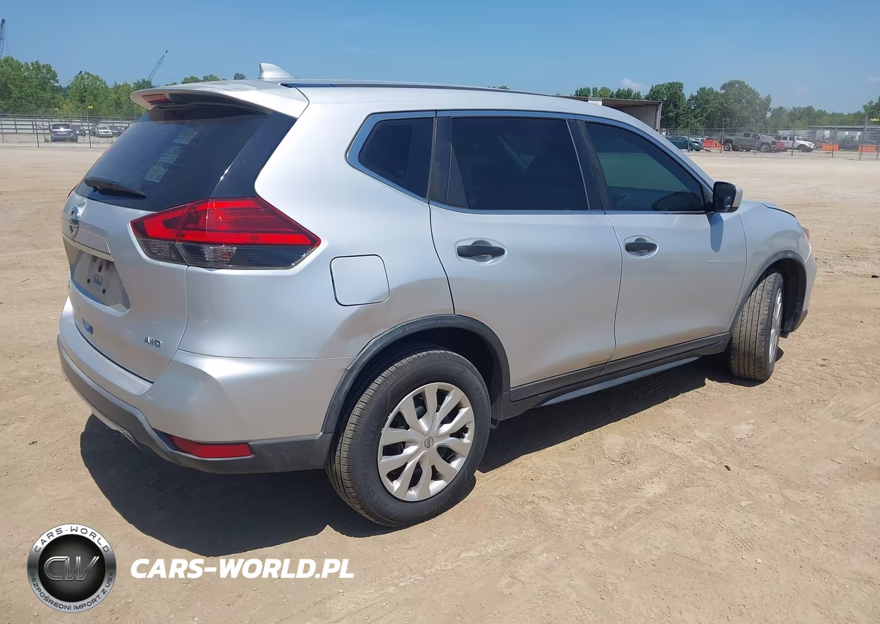 2017 Nissan Rogue S VIN:KNMAT2MV7HP523158 - 4