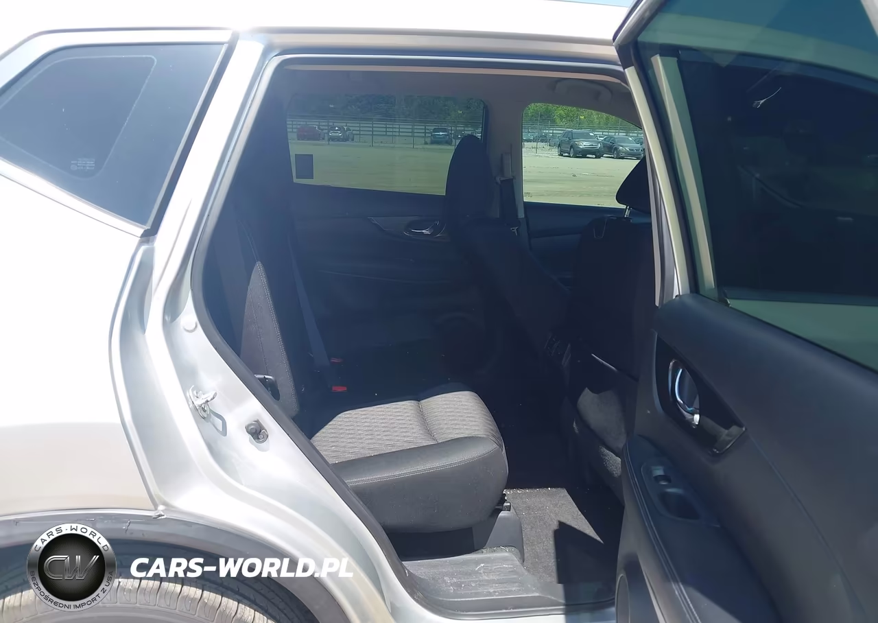 2017 Nissan Rogue S VIN:KNMAT2MV7HP523158 - 8