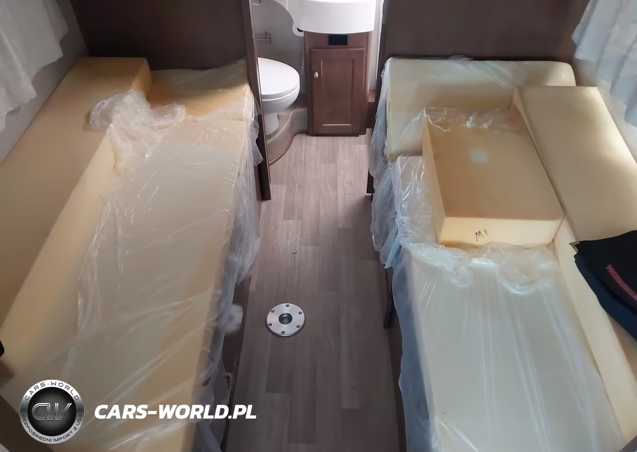 2018 Ford Transit-350 Cutaway VIN:1FDWS8PVXJKA38194 - 16