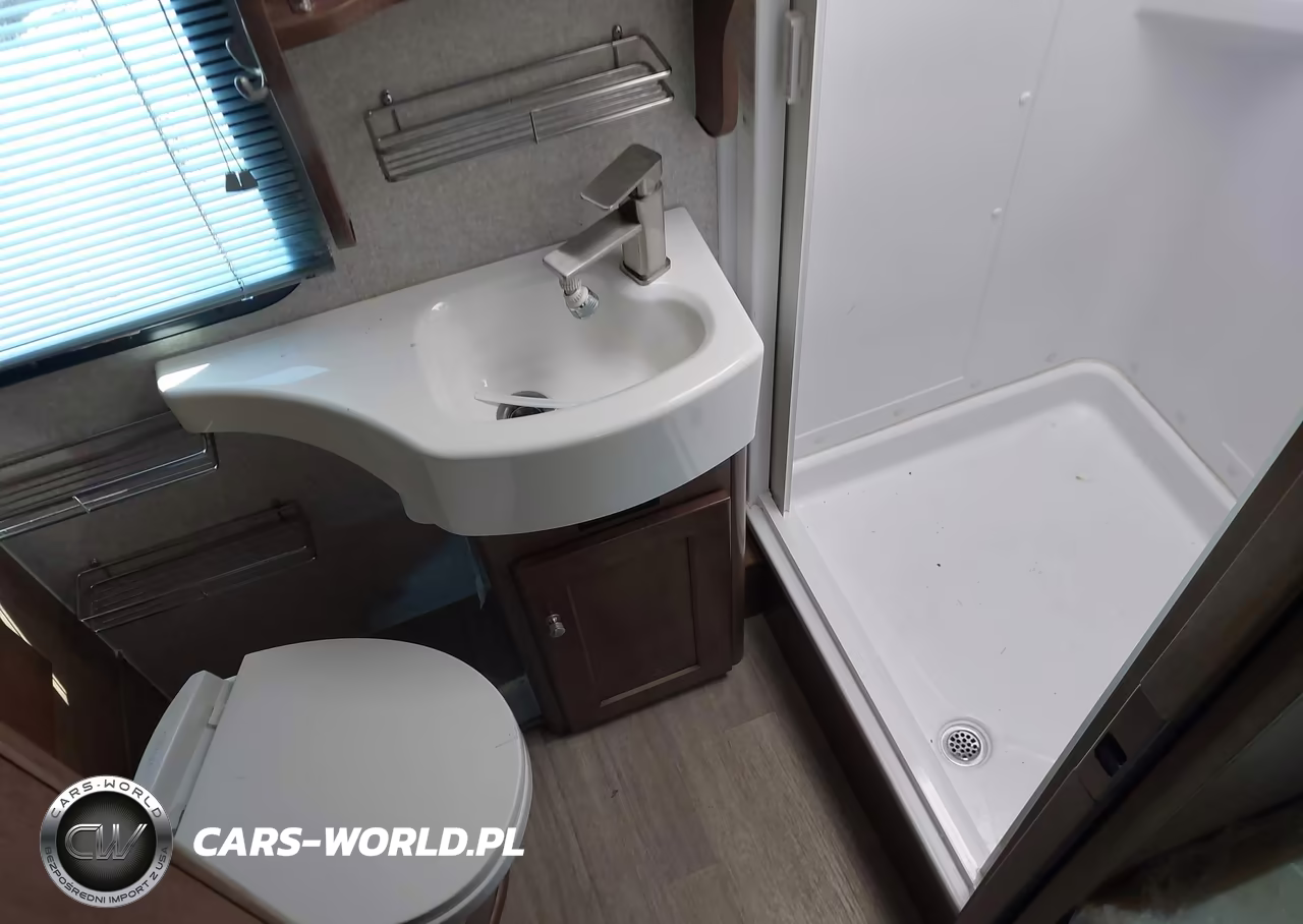 2018 Ford Transit-350 Cutaway VIN:1FDWS8PVXJKA38194 - 17