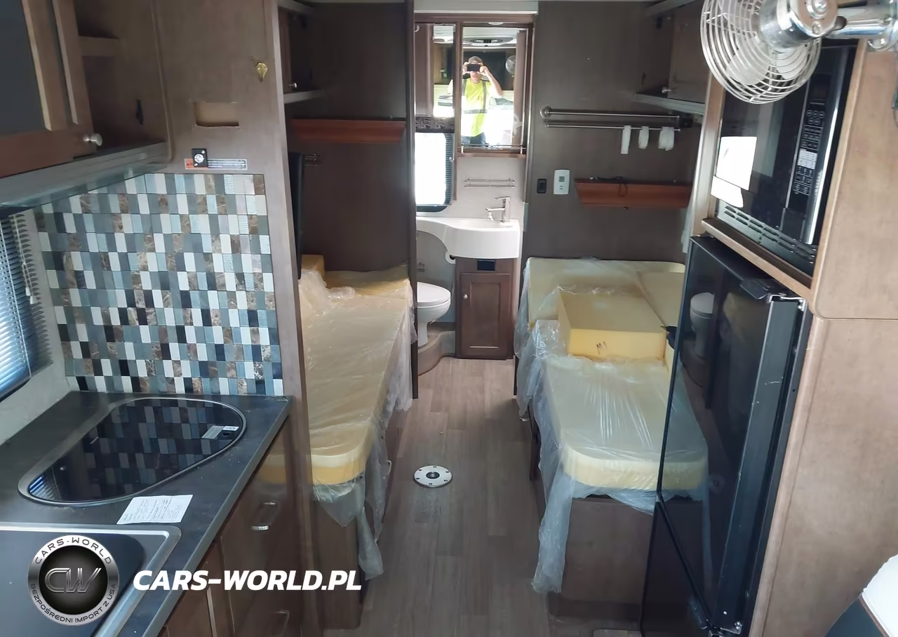 2018 Ford Transit-350 Cutaway VIN:1FDWS8PVXJKA38194 - 8