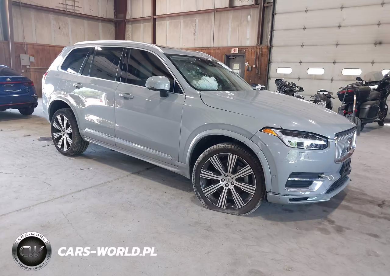2025 Volvo Xc90 B6 Plus 7-Seater – zdjęcie 1 z 16