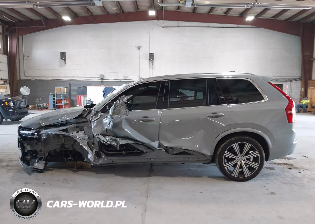 2025 Volvo Xc90 B6 Plus 7-Seater VIN:YV4062PE7S1325640 - 14