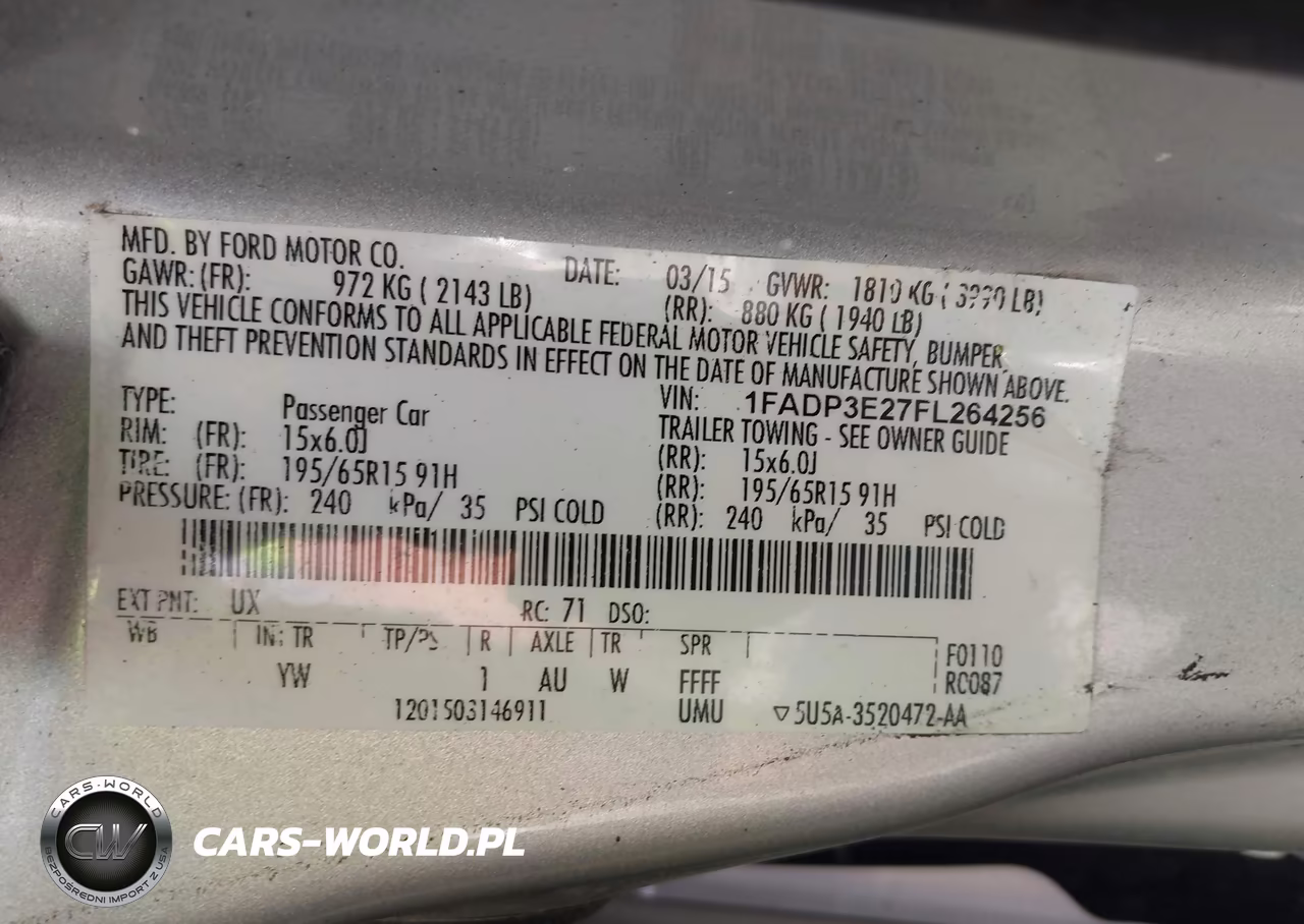 2015 Ford Focus S VIN:1FADP3E27FL264256 - 9