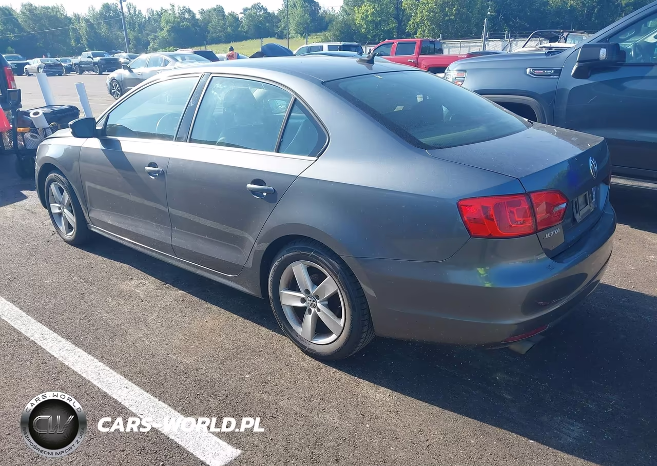 2014 Volkswagen Jetta 2.0L Tdi VIN:3VW3L7AJ3EM280177 - 3