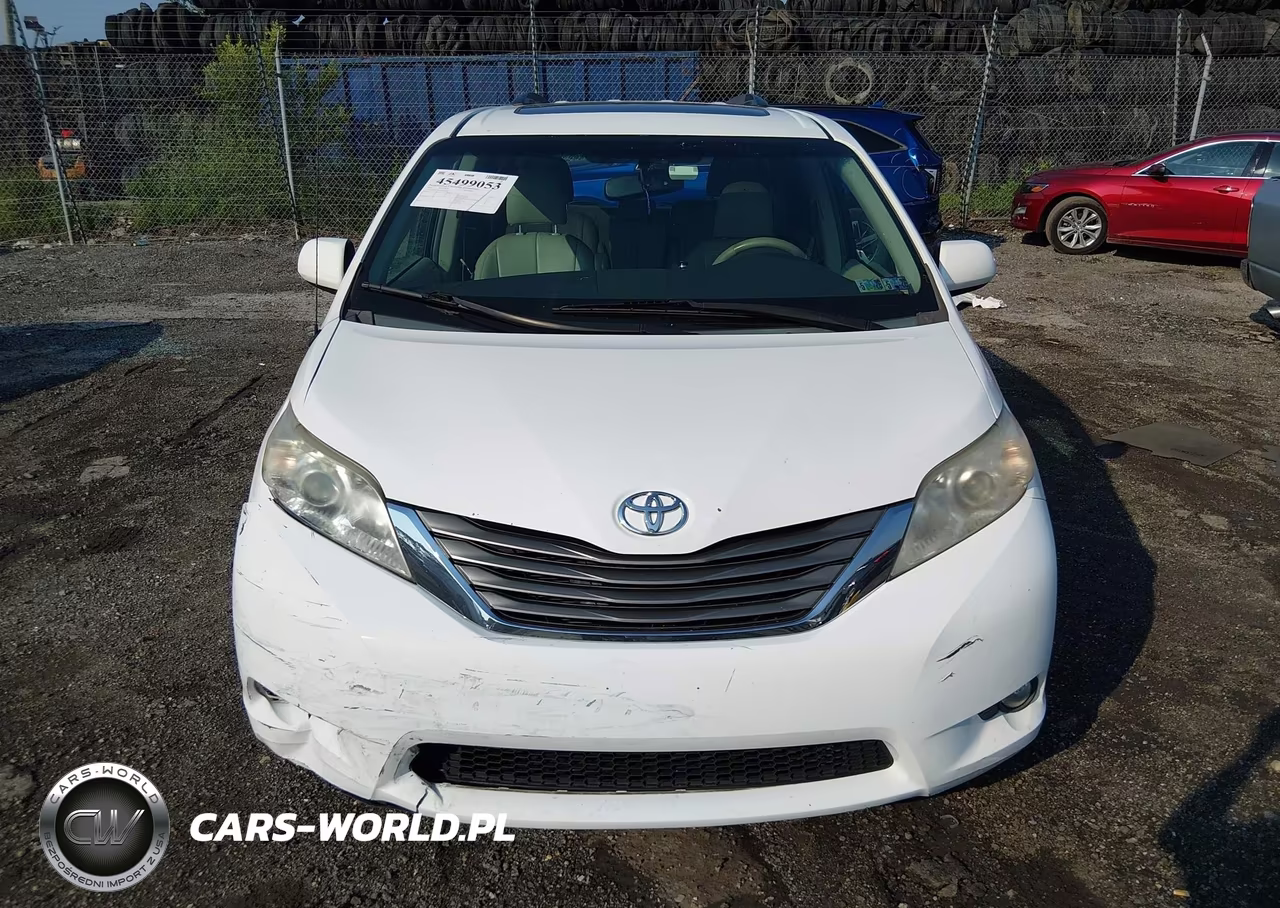 2013 Toyota Sienna Xle V6 8 Passenger VIN:5TDYK3DC9DS356081 - 12