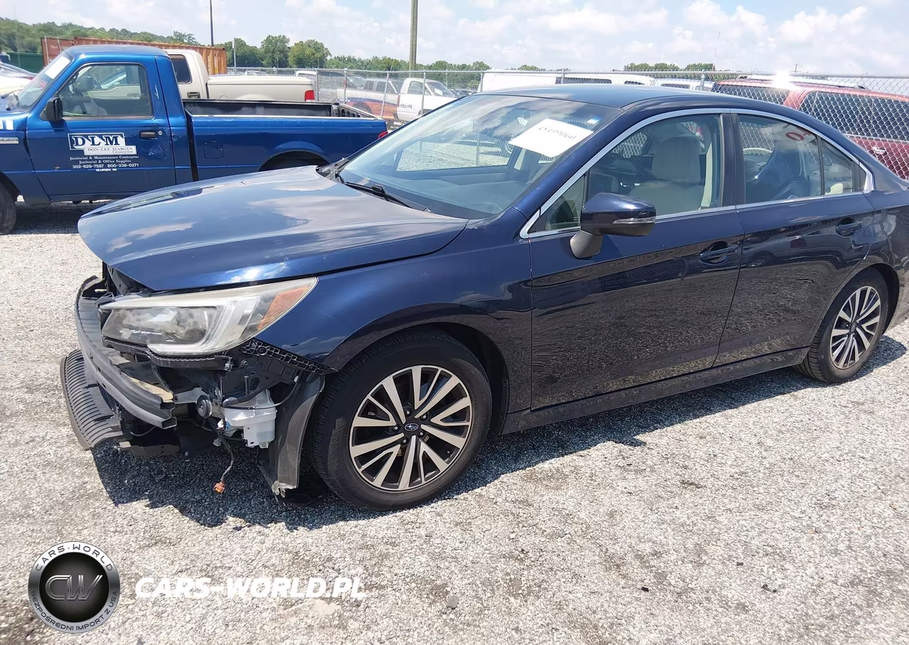 2018 Subaru Legacy 2.5I Premium VIN:4S3BNAF66J3042961 - 2