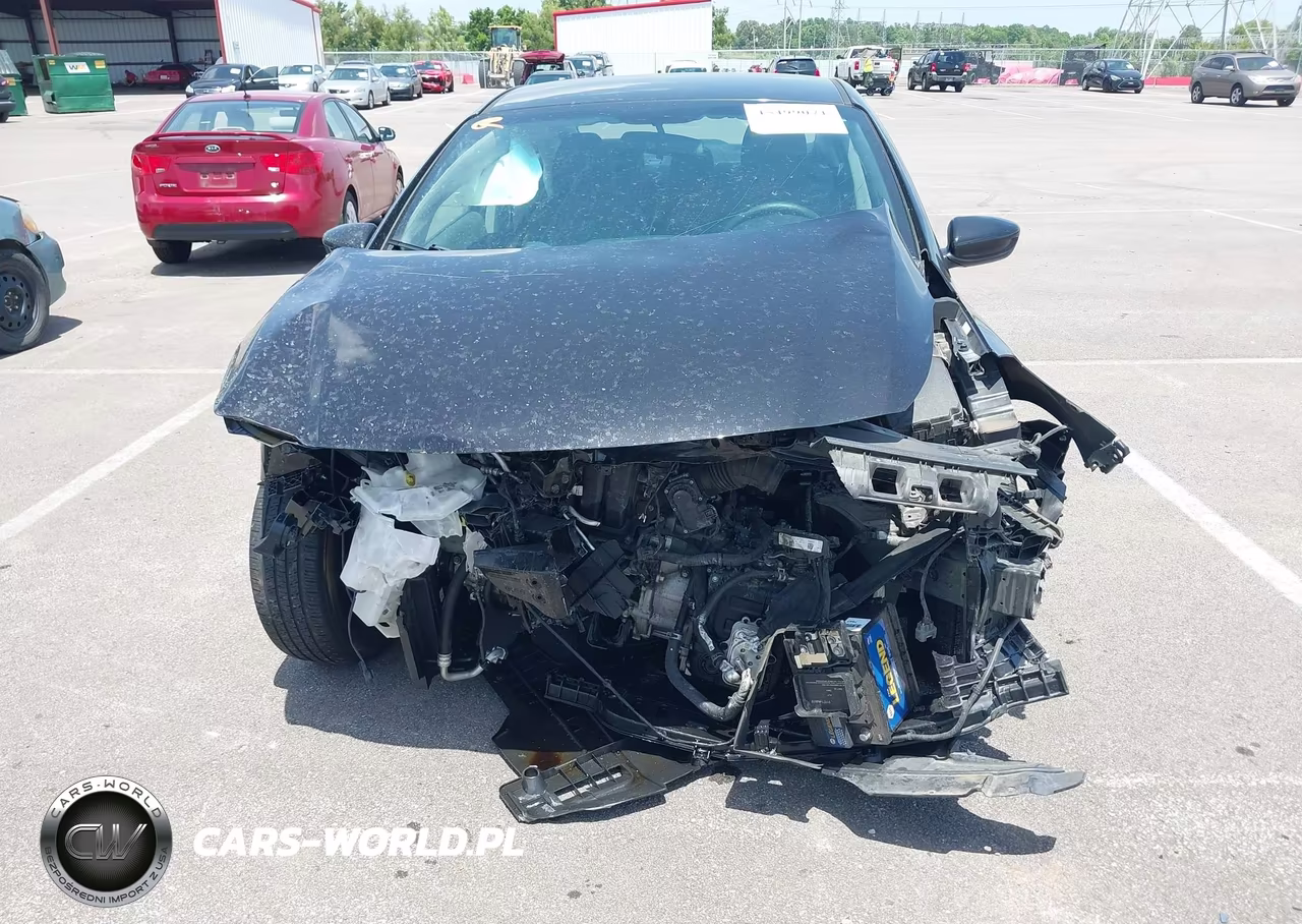 2018 Kia Forte Lx VIN:3KPFK4A7XJE247316 - 13