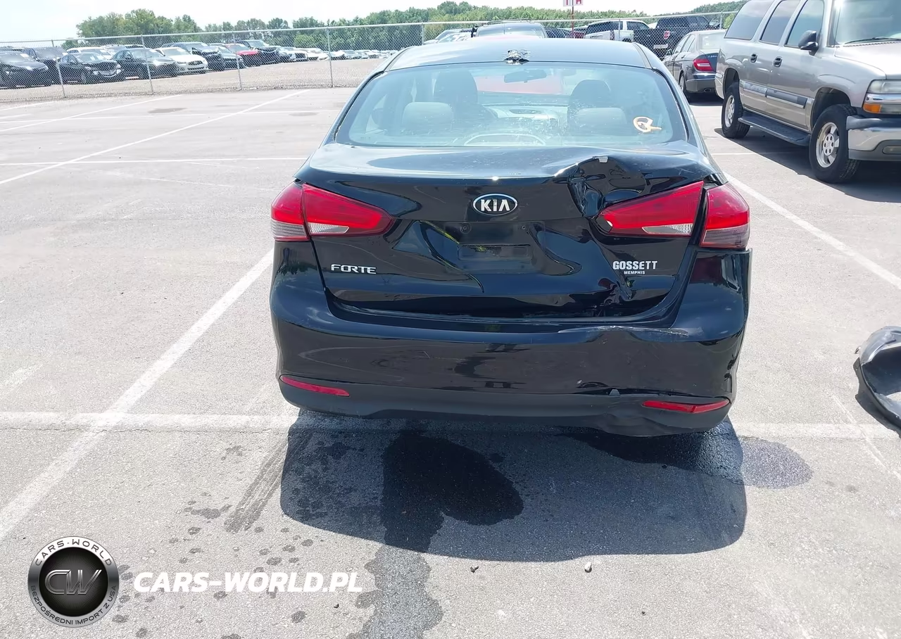2018 Kia Forte Lx VIN:3KPFK4A7XJE247316 - 22