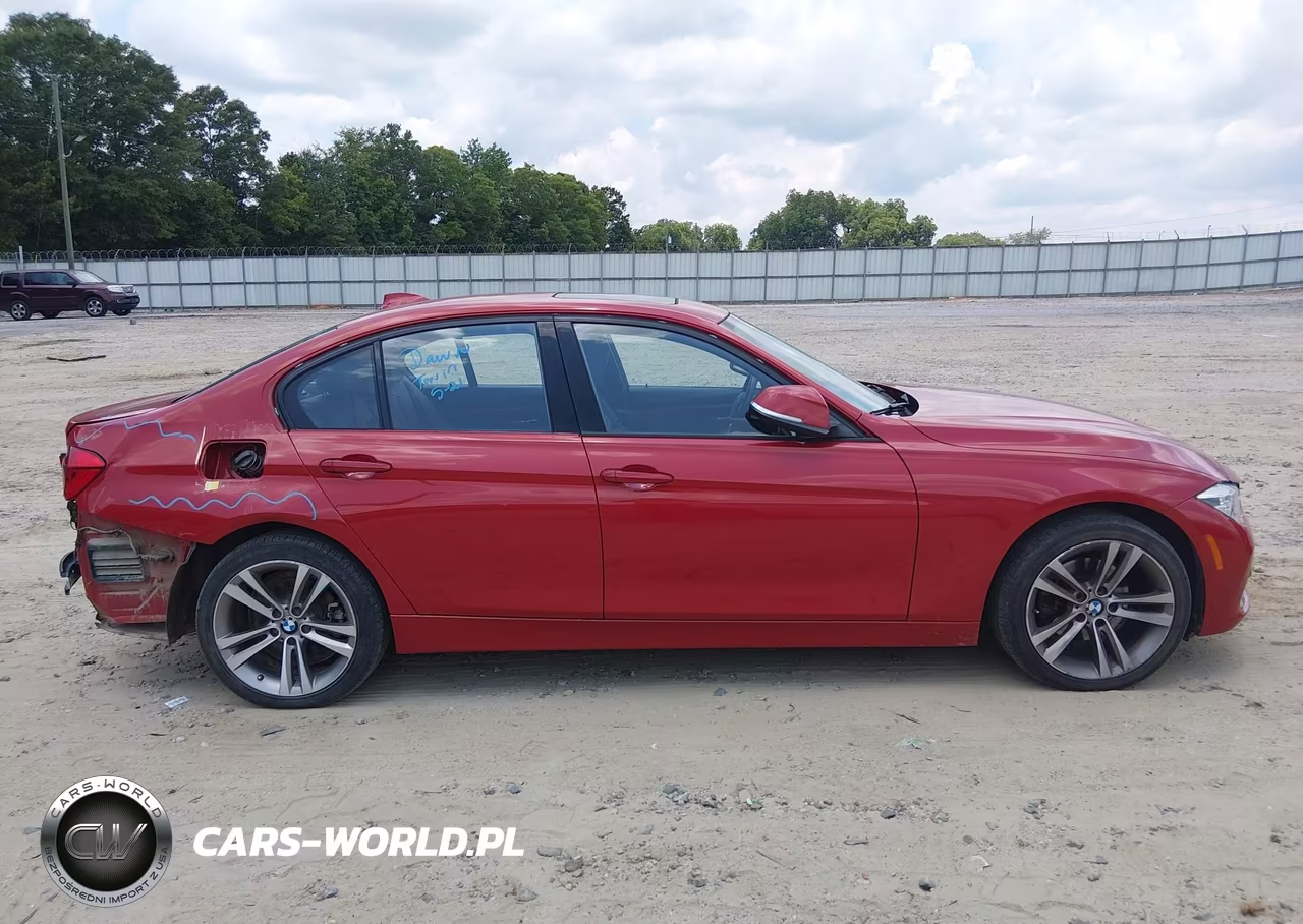 2018 BMW 330I xDrive VIN:WBA8D9C5XJEM34155 - 14