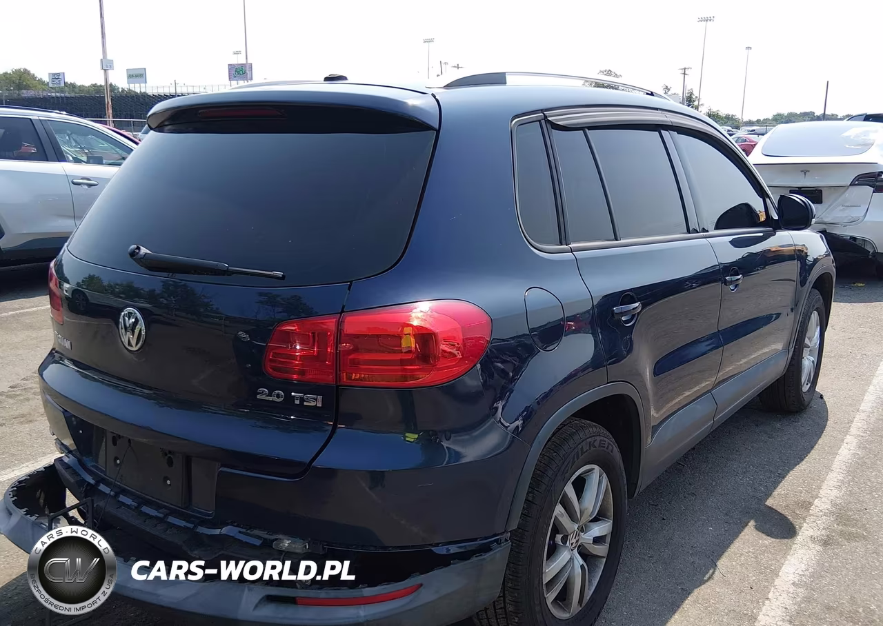 2012 Volkswagen Tiguan S VIN:WVGAV7AX0CW546532 - 4