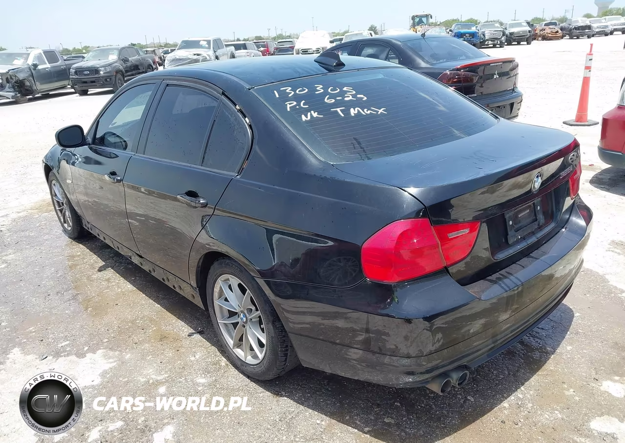 2010 BMW 328I VIN:WBAPH7C50AE130305 - 3