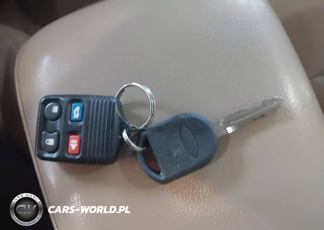 2004 Ford Taurus Ses VIN:1FAFP55S24G185250 - 11