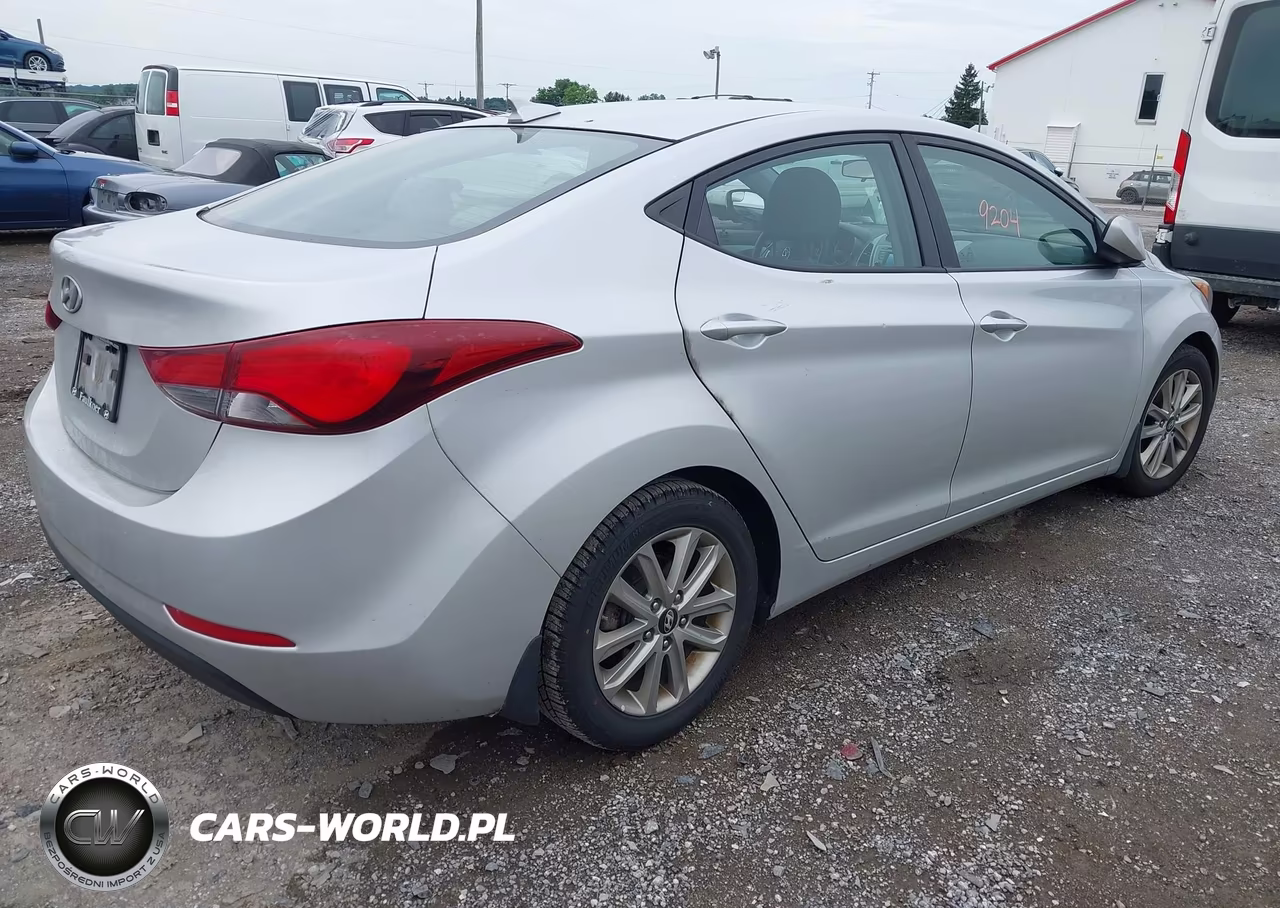 2016 Hyundai Elantra Se VIN:5NPDH4AE4GH688500 - 4