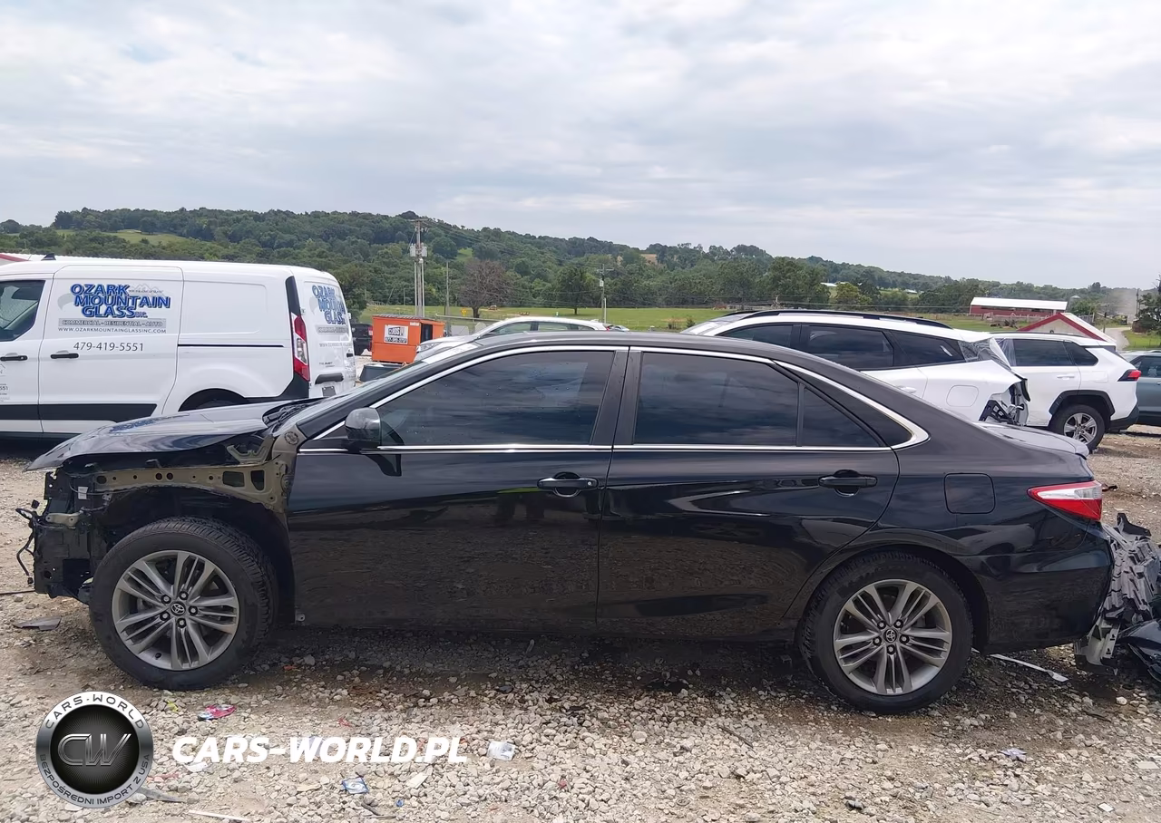 2017 Toyota Camry Se VIN:4T1BF1FK6HU388793 - 15