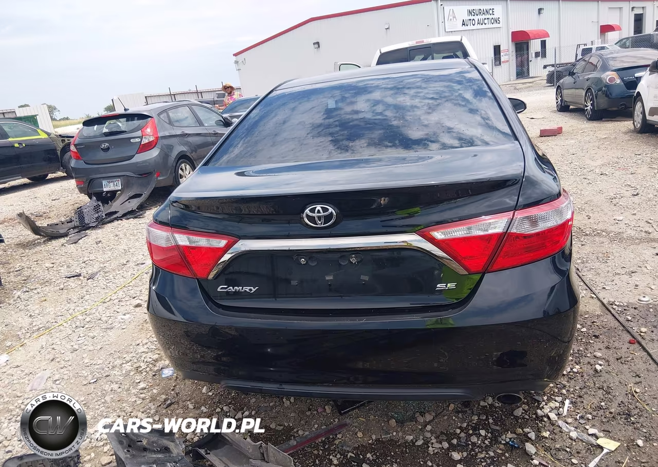 2017 Toyota Camry Se VIN:4T1BF1FK6HU388793 - 17