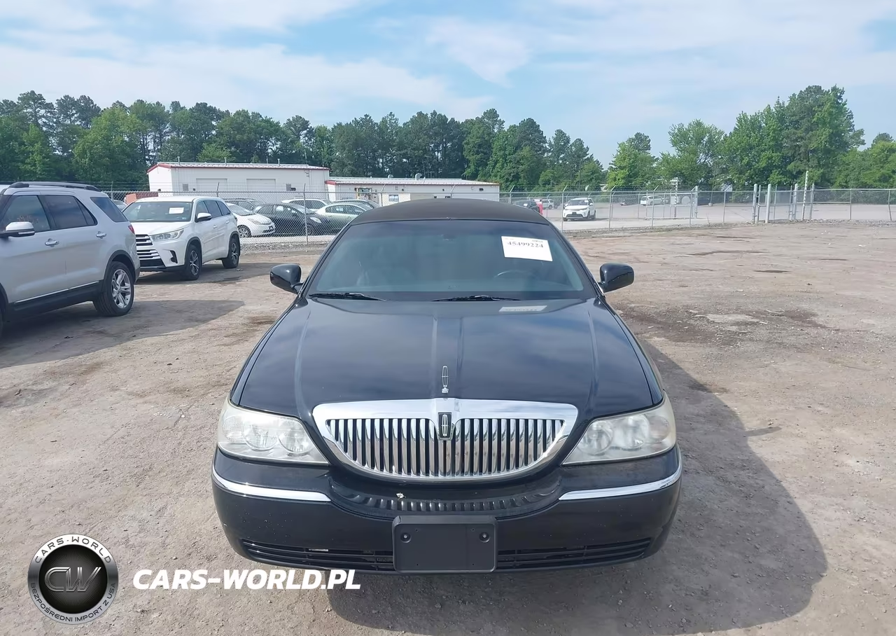 2008 Lincoln Town Car Executive VIN:2L1FM88W78X644434 - 12