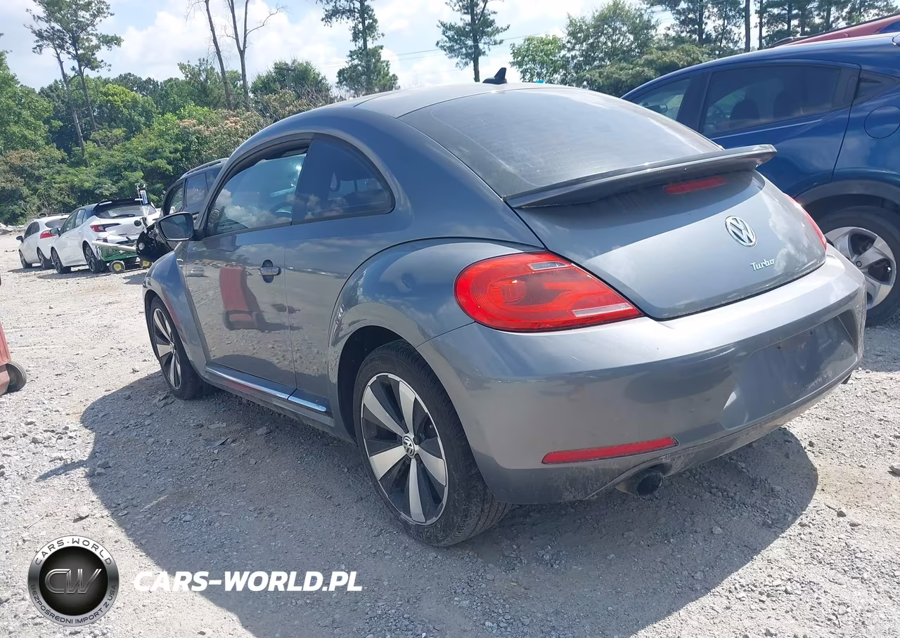 2012 Volkswagen Beetle 2.0T Turbo VIN:3VWVA7AT2CM656915 - 3