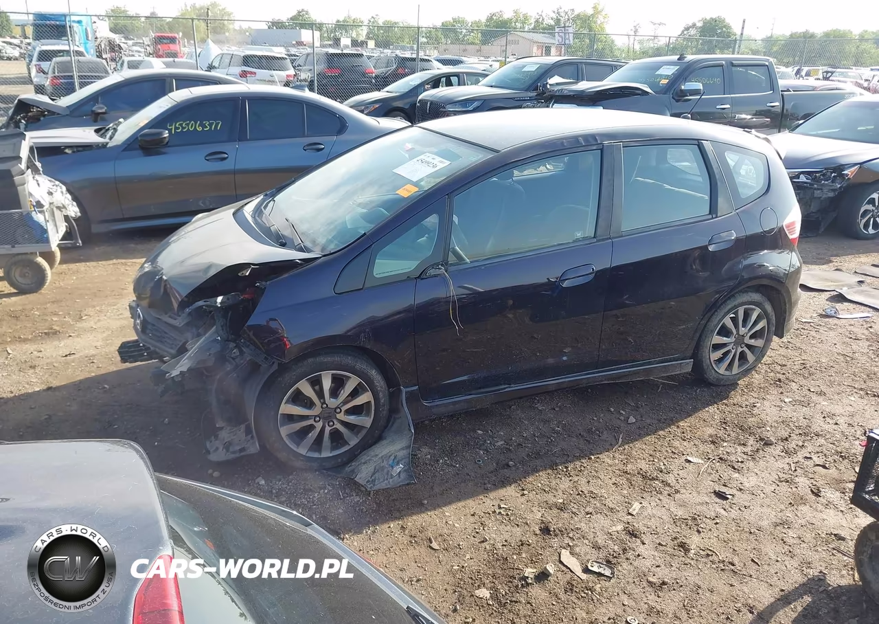 2013 Honda Fit Sport VIN:JHMGE8H54DC049476 - 2