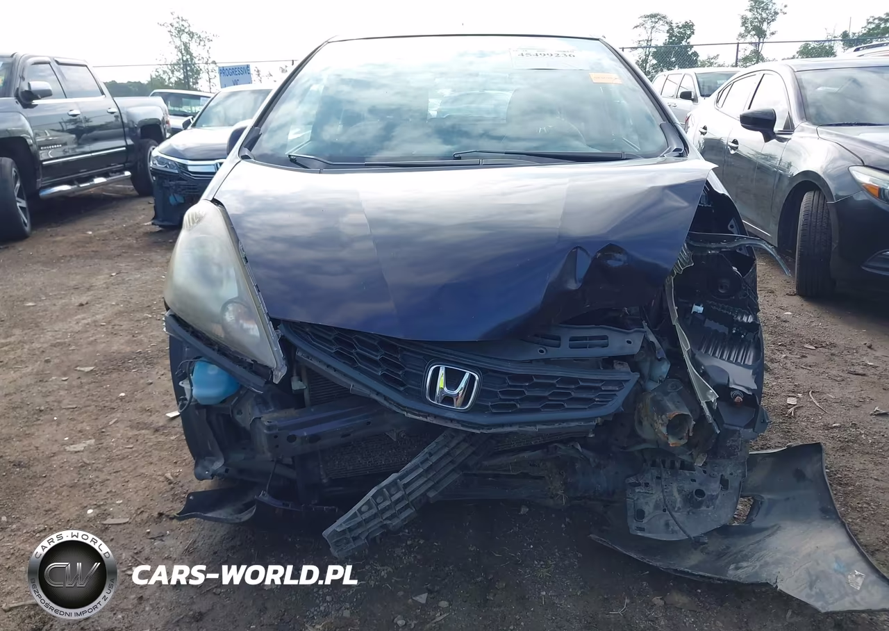 2013 Honda Fit Sport VIN:JHMGE8H54DC049476 - 6