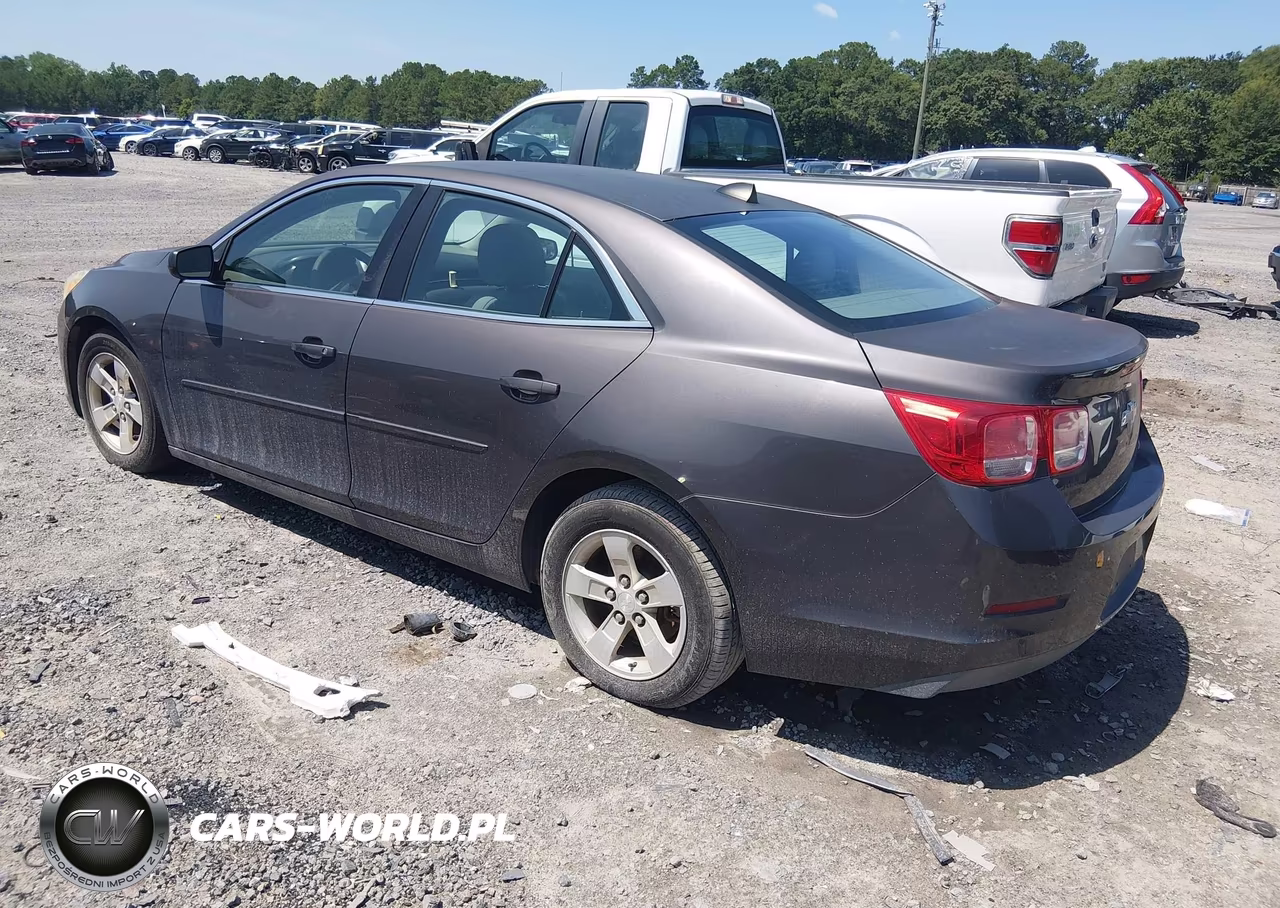2013 Chevrolet Malibu 1Ls VIN:1G11B5SAXDF127643 - 3