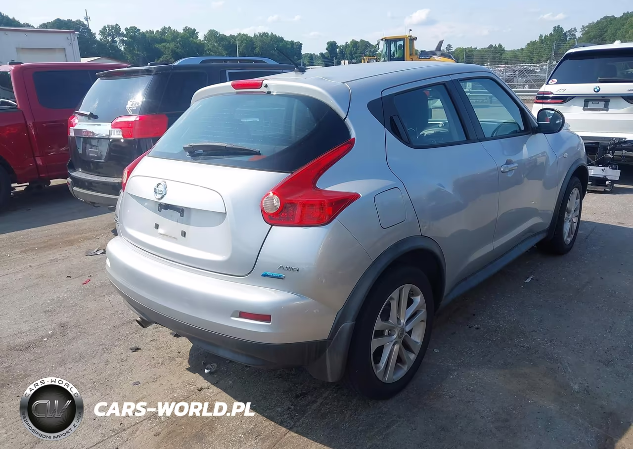 2013 Nissan Juke S VIN:JN8AF5MV6DT214098 - 4