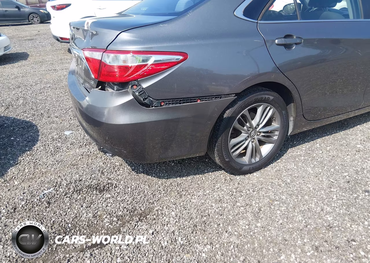 2015 Toyota Camry Le VIN:4T1BF1FK8FU988972 - 6