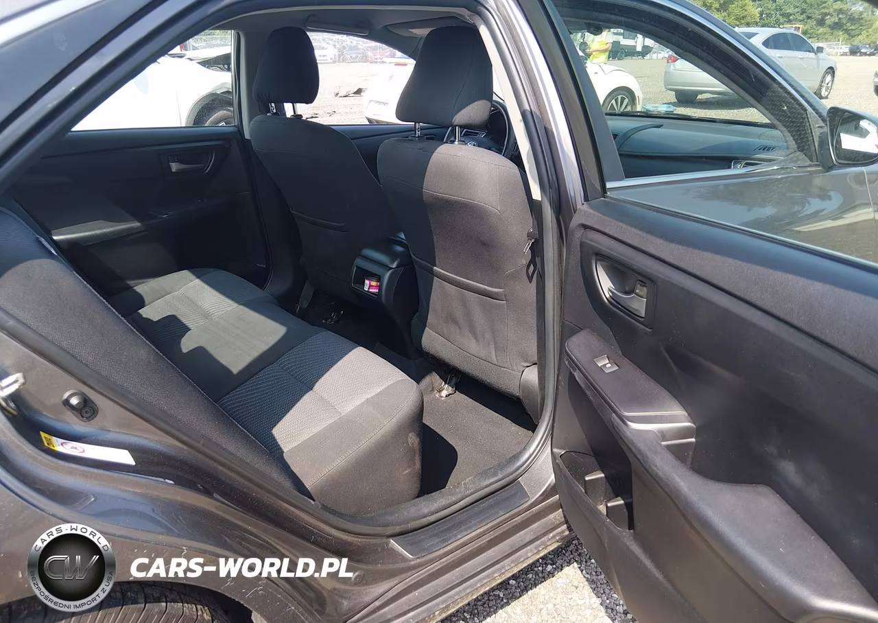 2015 Toyota Camry Le VIN:4T1BF1FK8FU988972 - 8