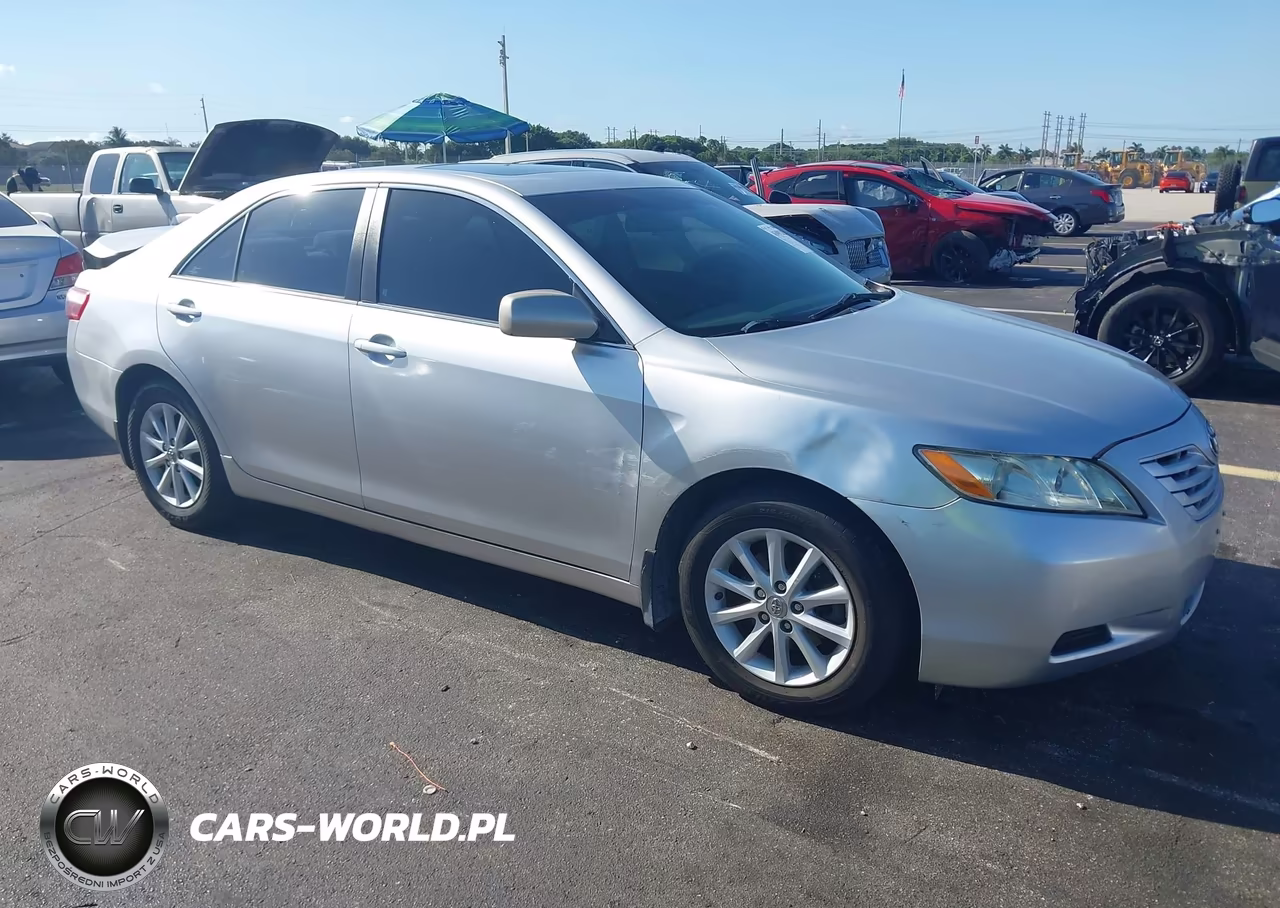 2007 Toyota Camry Le – zdjęcie 1 z 16
