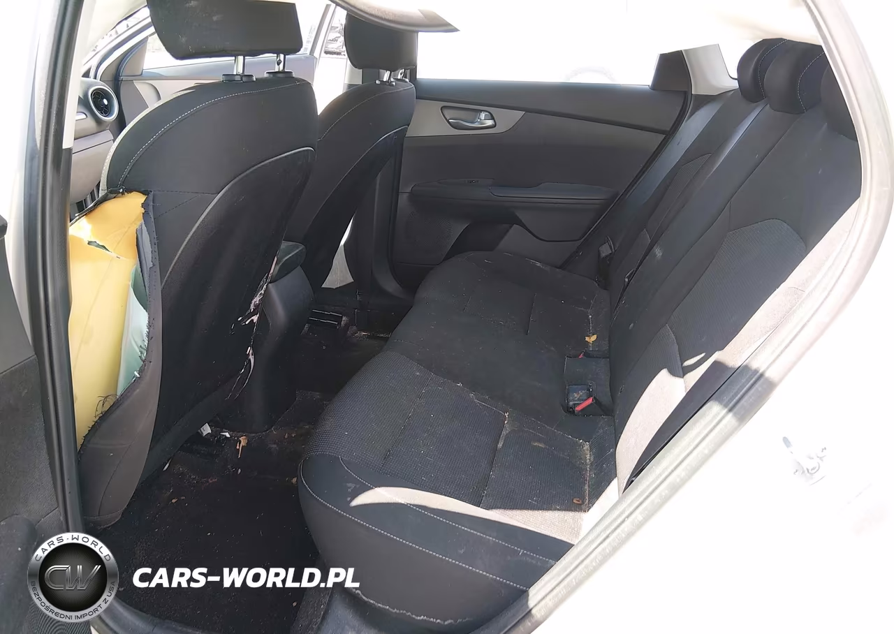 2021 Kia Forte Lxs VIN:3KPF24AD4ME360978 - 8