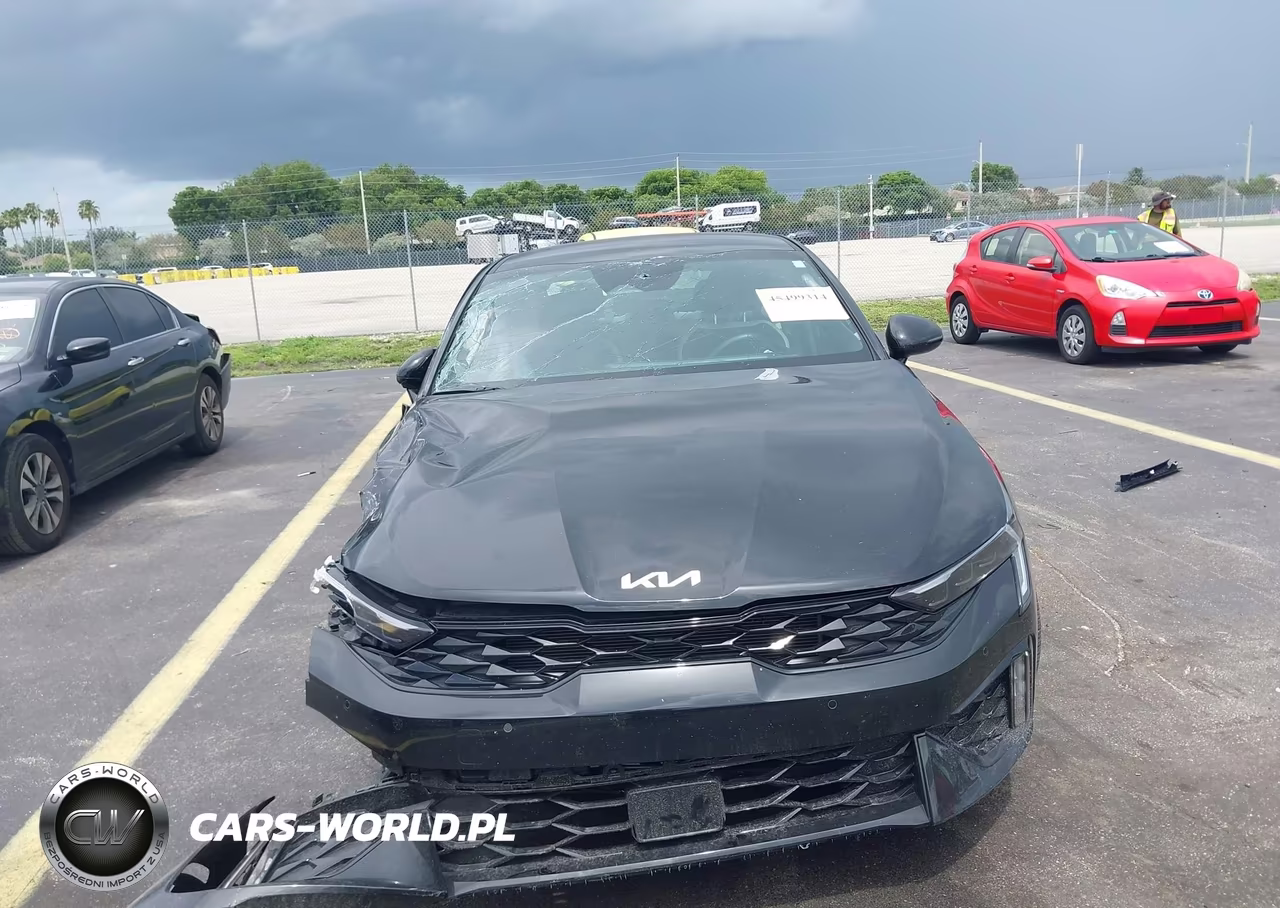 2025 Kia K5 Gt-Line VIN:KNAG64J76S5319924 - 11