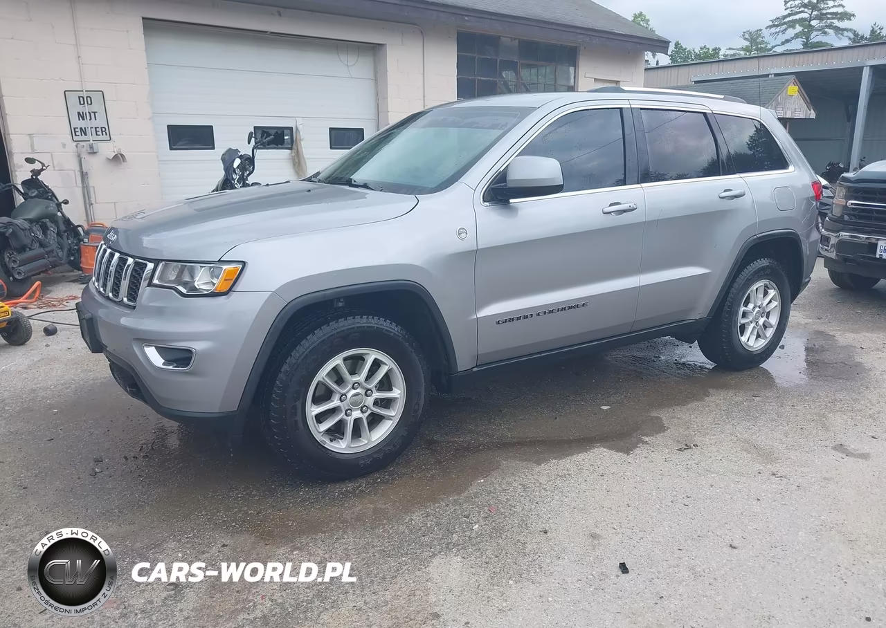 2019 Jeep Grand Cherokee Laredo E 4X4 VIN:1C4RJFAG4KC836933 - 2