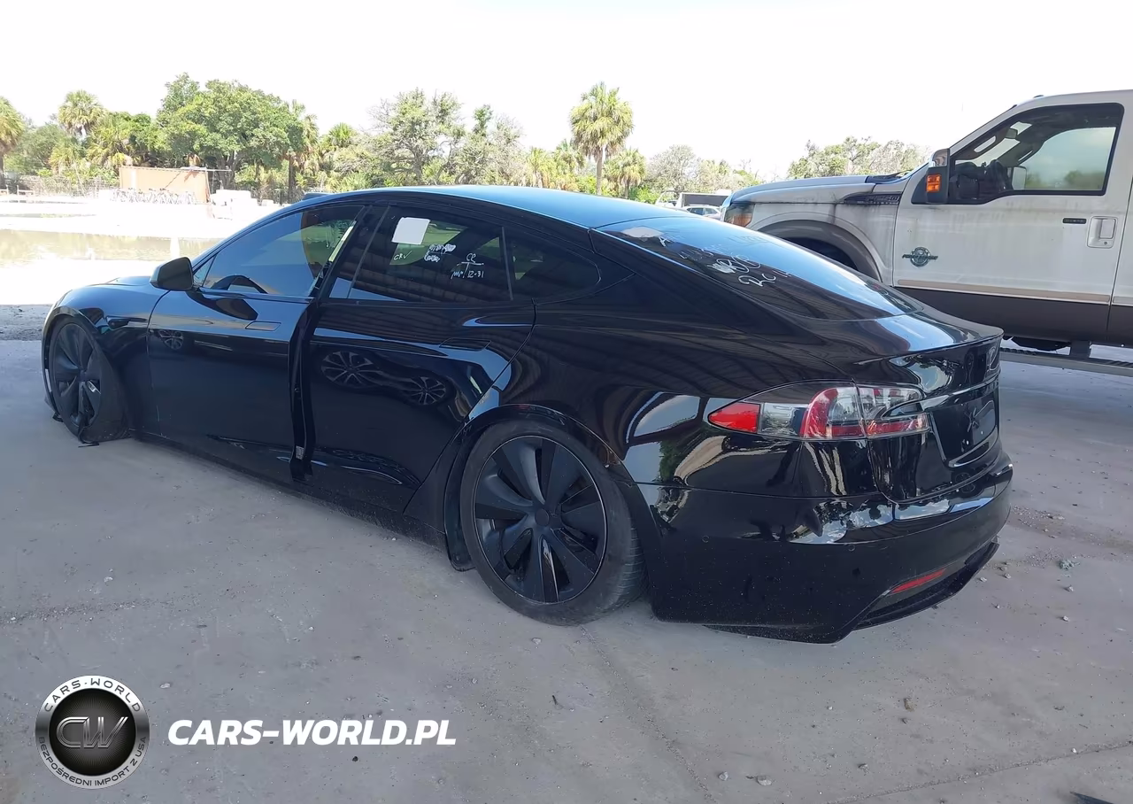 2021 Tesla Model S Plaid Tri Motor All-Wheel Drive VIN:5YJSA1E63MF448992 - 3