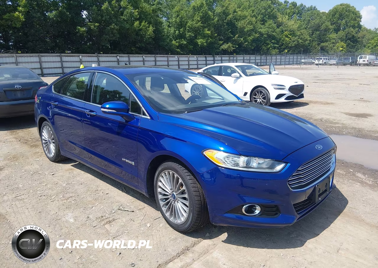 2014 Ford Fusion Hybrid Titanium – zdjęcie 1 z 11
