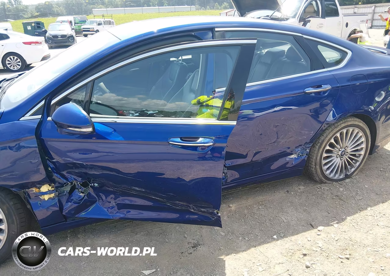 2014 Ford Fusion Hybrid Titanium VIN:3FA6P0RU8ER168185 - 6