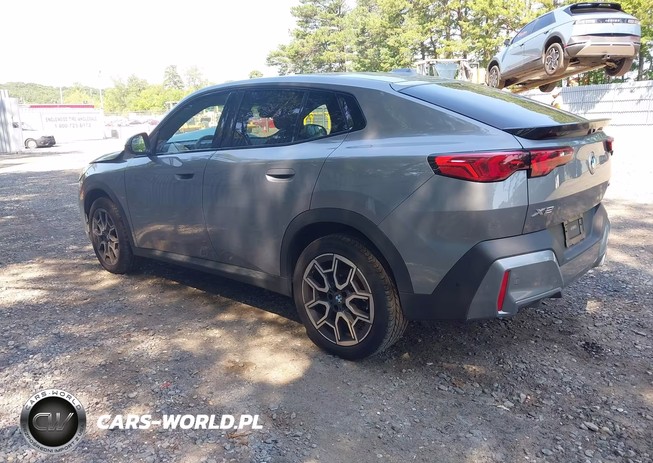 2026 BMW X2 xDrive28I VIN:WBX63GM0XT5401053 - 3