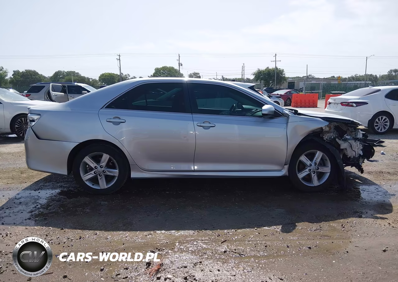 2013 Toyota Camry Se VIN:4T1BF1FK3DU690892 - 12