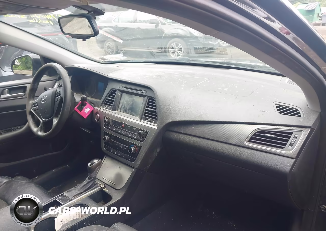 2017 Hyundai Sonata Sport VIN:5NPE34AF4HH466858 - 5