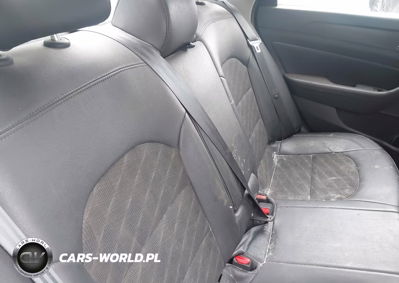 2017 Hyundai Sonata Sport VIN:5NPE34AF4HH466858 - 8