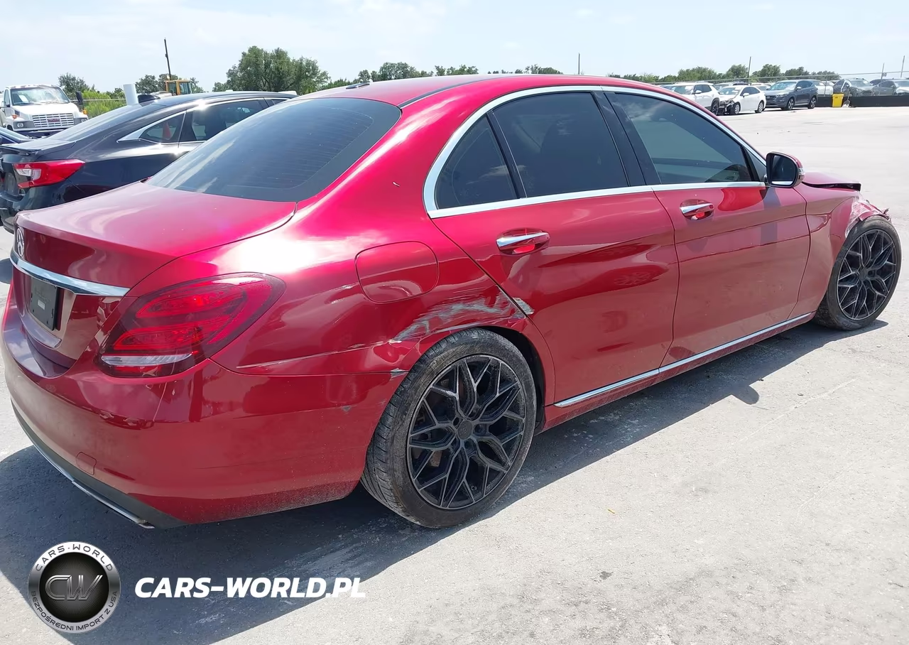 2018 Mercedes-Benz C 300 VIN:55SWF4JB8JU272264 - 18