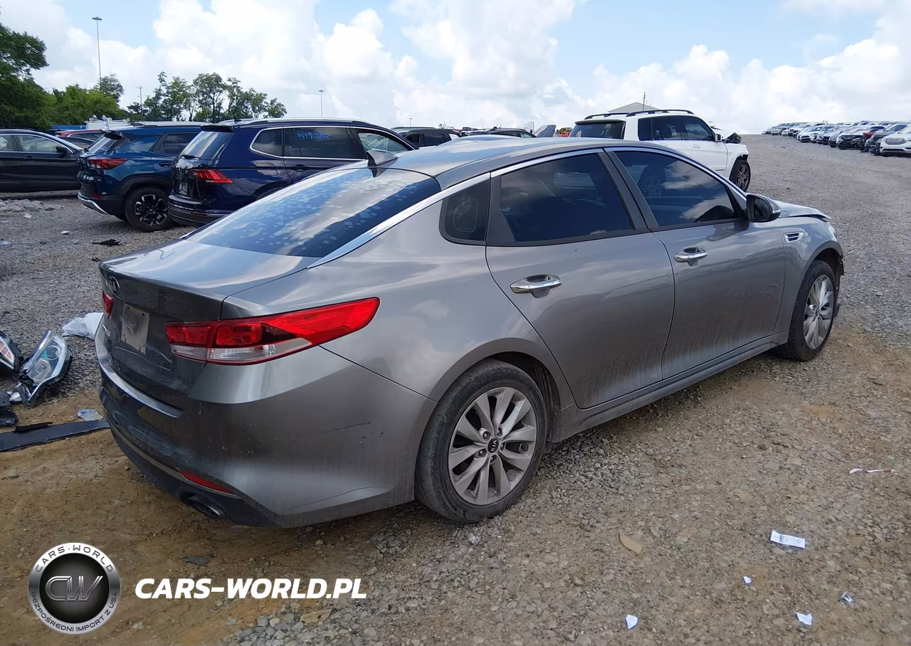 2017 Kia Optima Lx VIN:5XXGT4L38HG154436 - 4