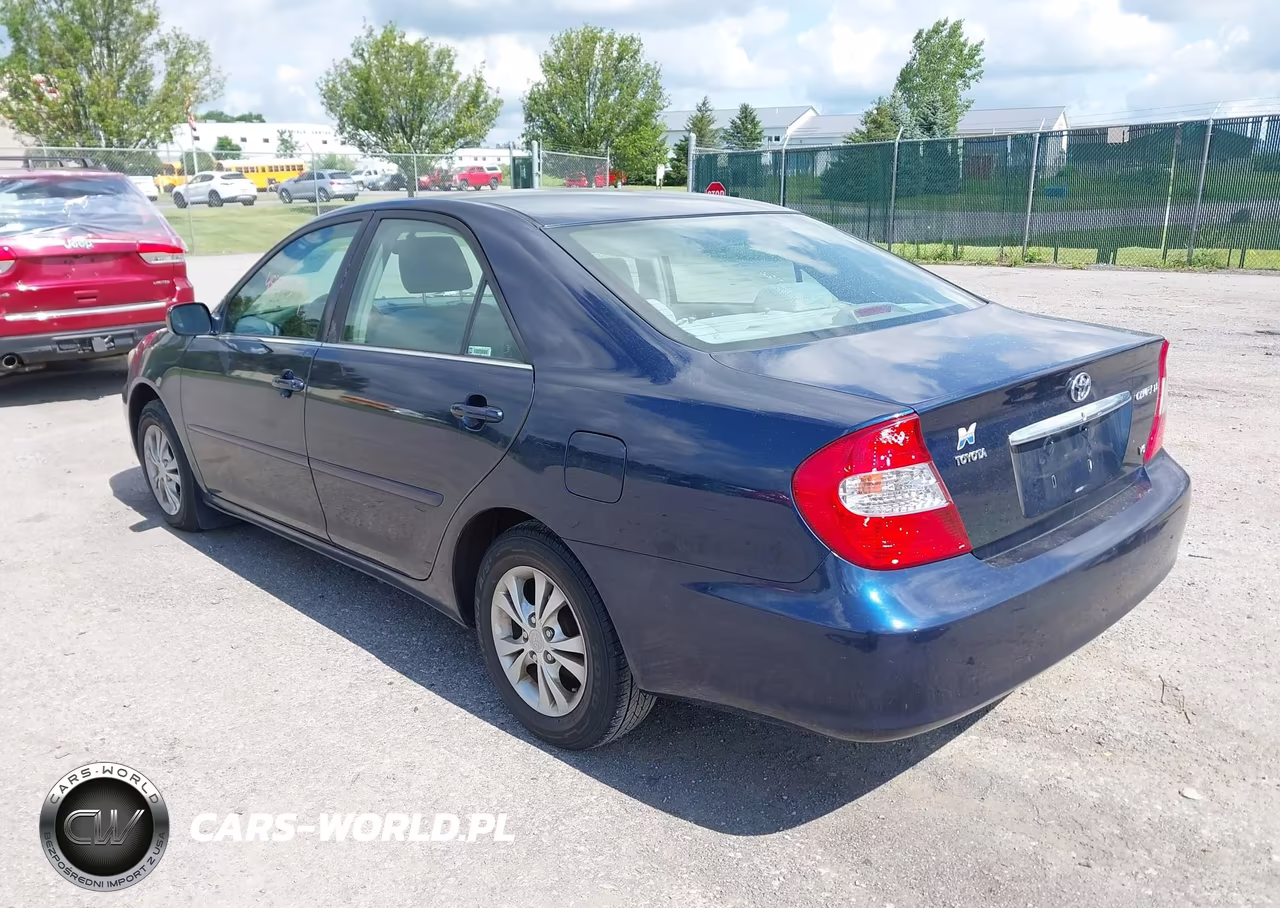 2004 Toyota Camry Le V6 VIN:4T1BF32K04U064413 - 3