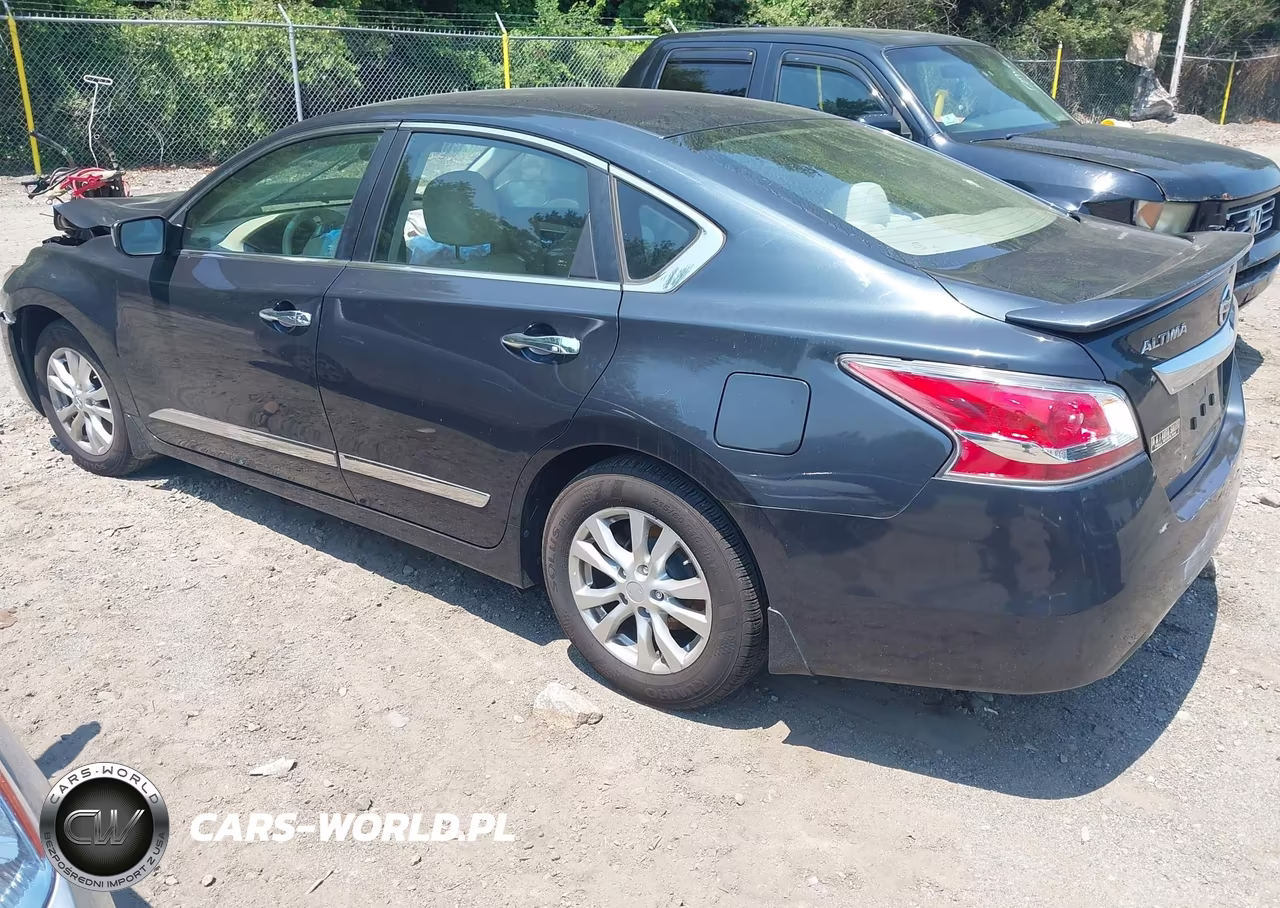 2015 Nissan Altima 2.5 S VIN:1N4AL3AP9FC151165 - 3