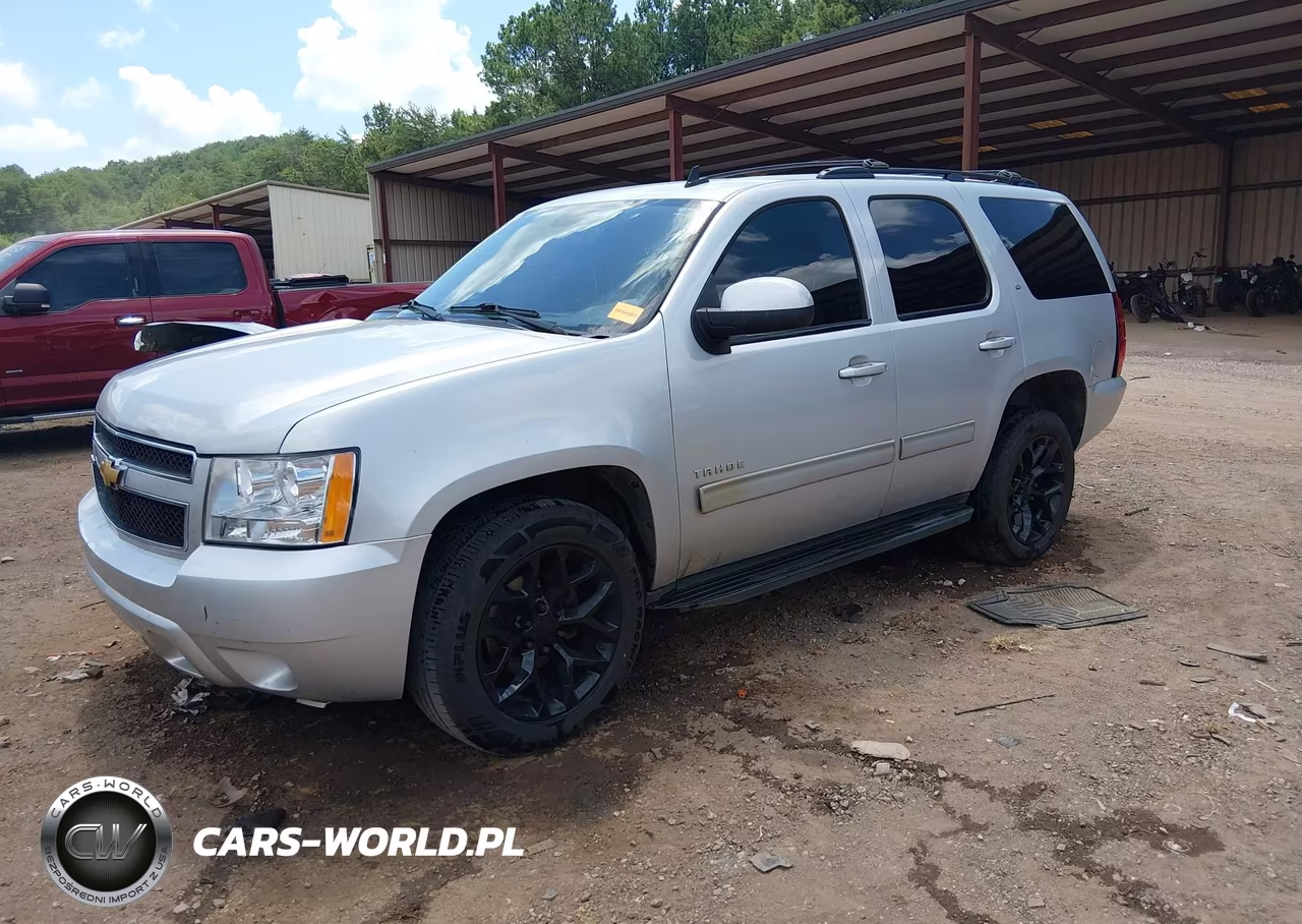 2013 Chevrolet Tahoe Lt VIN:1GNSCBE01DR133749 - 2