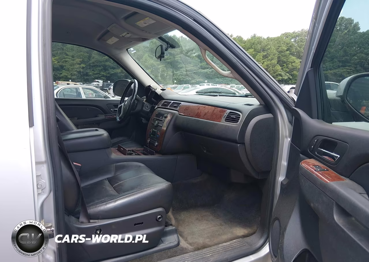 2013 Chevrolet Tahoe Lt VIN:1GNSCBE01DR133749 - 5